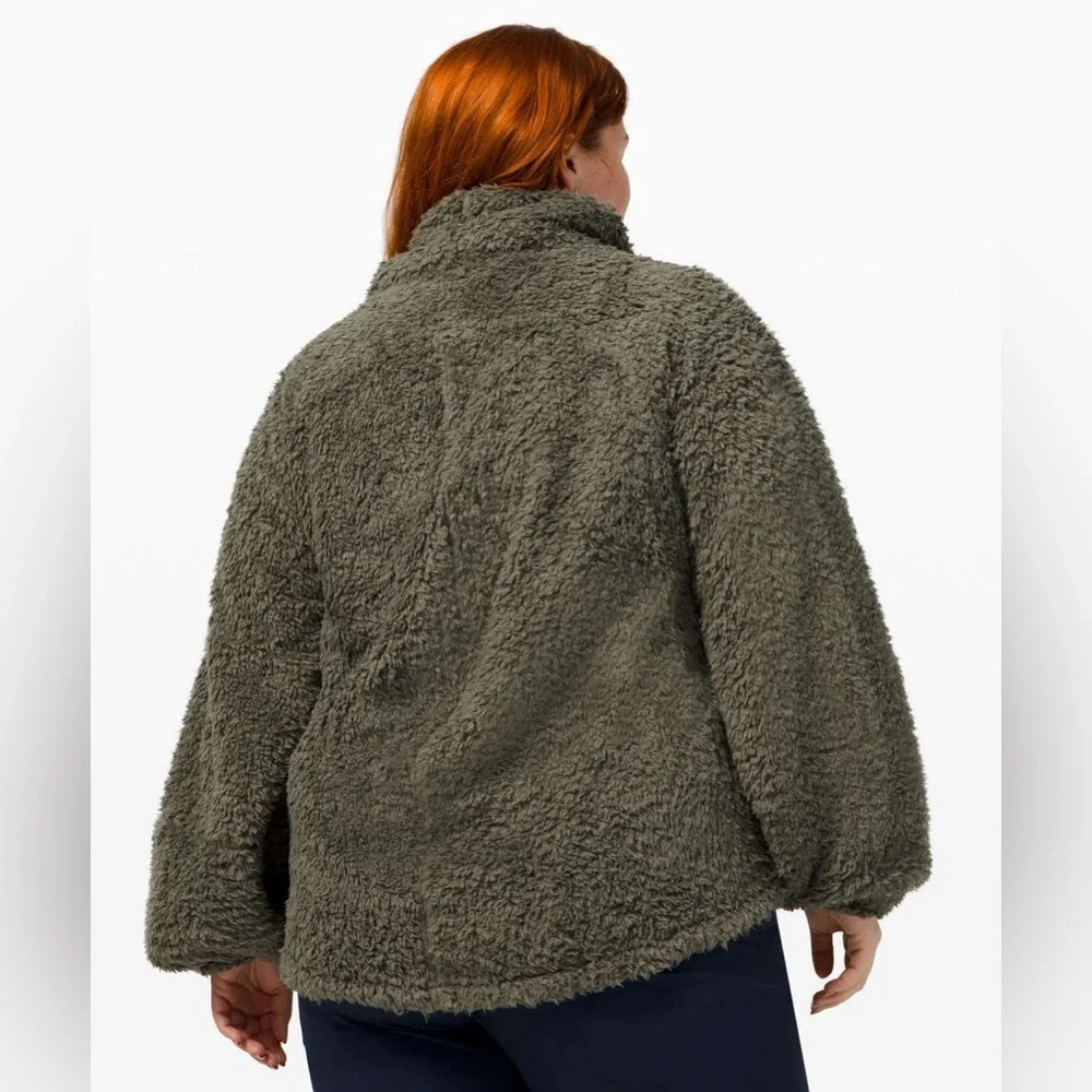 Lululemon 2020 Warm Restore Sherpa Pullover Army Green - Picture 5 of 10